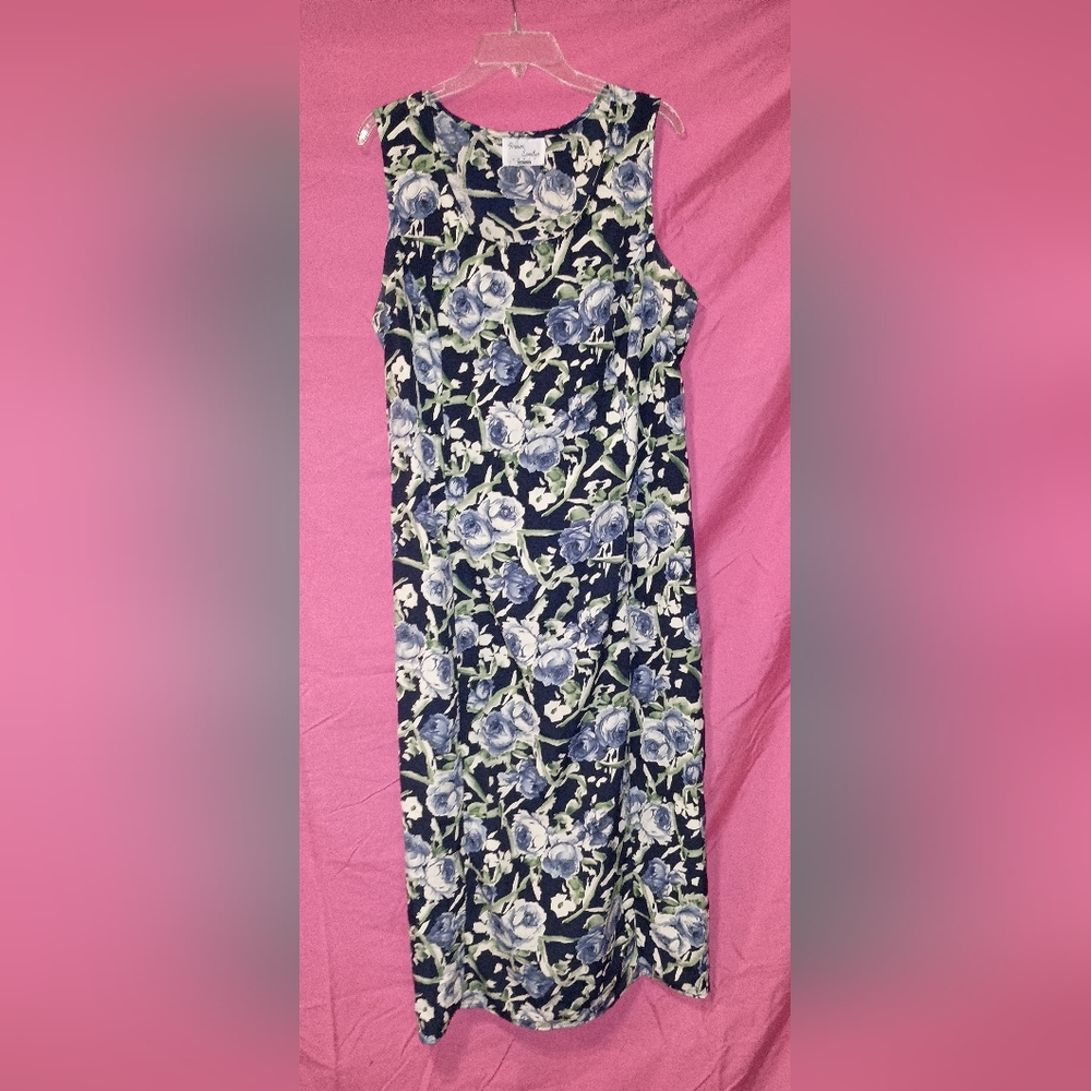 Womens' Forever Caroline Floral Sleeveless Dress - Blue and White 20W